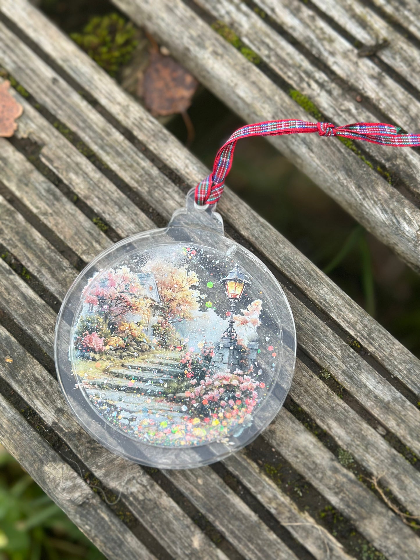 DIY Acrylic Snowglobe Bauble Ornament